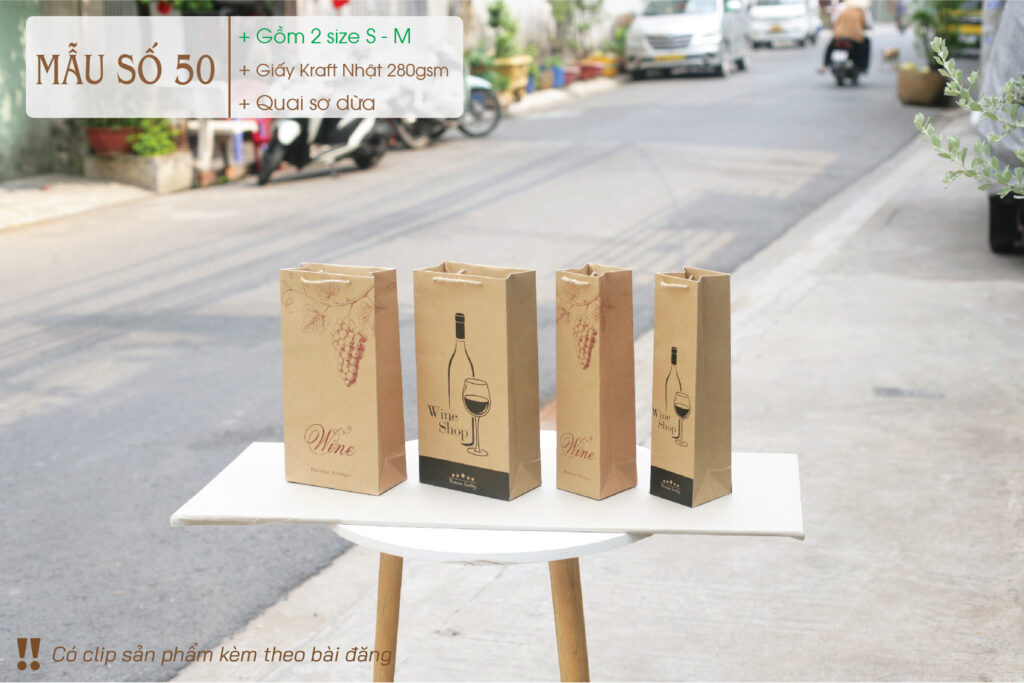 Túi giấy kraft đựng rượu, hiện tại có 2 size S và M. Đựng vừa 1 chai và 2 chãi rượu vang 750ml.