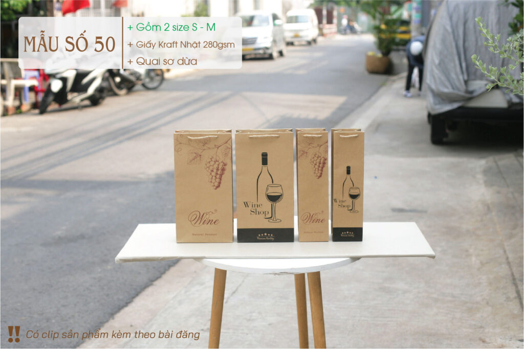 hiện tại có 2 size S và M. Đựng vừa 1 chai và 2 chãi rượu vang 750ml.