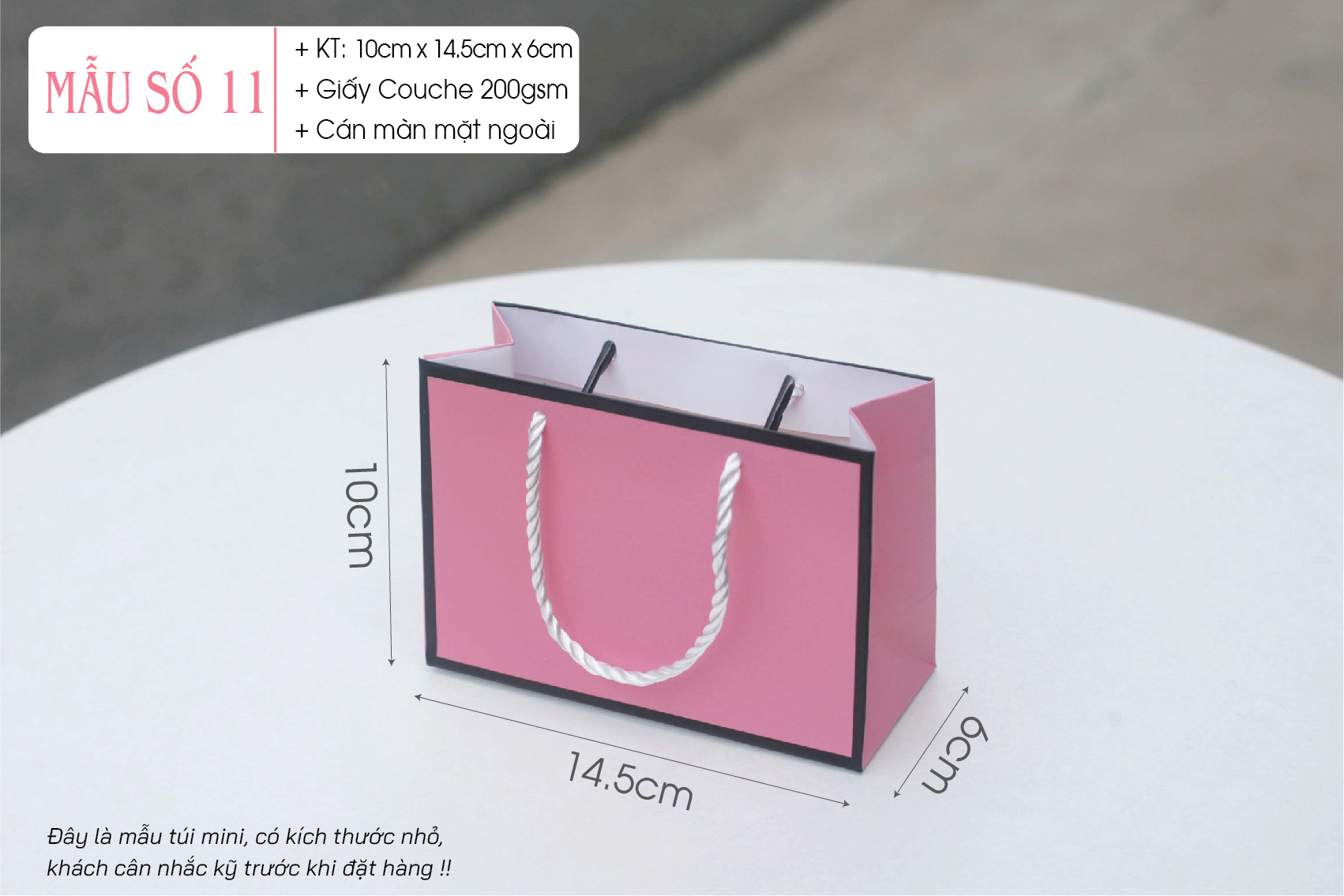 Túi giấy mini họa tiết Hồng trơn - Kích thước: 10cm x 14.5cm x 6cm.