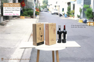 Double wine paper bag: Túi giấy đựng hai chai rượu.