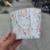 Túi giấy đựng son do công ty Vũ Thị sản xuất