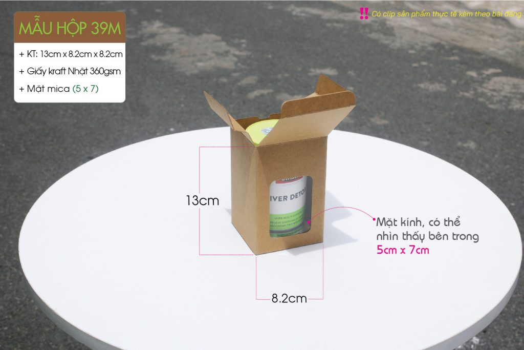 Hộp size M có kích thước 13cm x 8.2cm x 8.2cm - đựng được hủ thủy tinh hay hủ nhựa 300ml-500ml tùy vào kiểu dáng hủ.