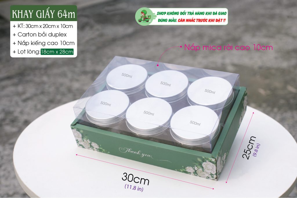 Khay đựng quà tặng, trái cây, quà lưu niệm có 2 kích thước: ⏩ Size M: 20cm x 30cm x 10cm 💲 Giá bán: 16.000 đồng/cái. ⏩ Size L: 25cm x 35cm x 12cm 💲 Giá bán: 22.000 đồng/cái. Elegant gift box 