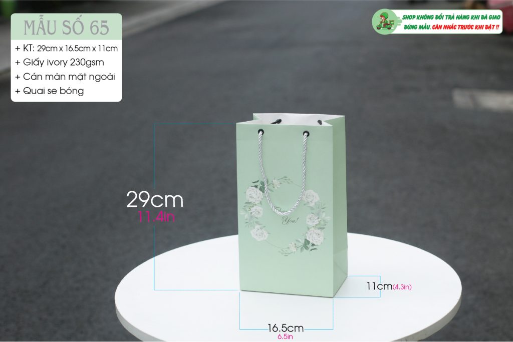 Có thể kết hợp Sữa tắm và Dầu gội để tạo thành bộ quà tặng chị em phụ nữ nhân các dịp lễ.